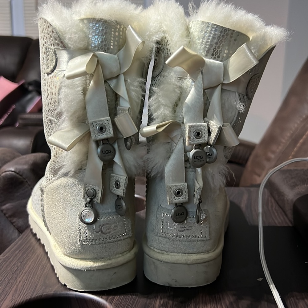 Ugg